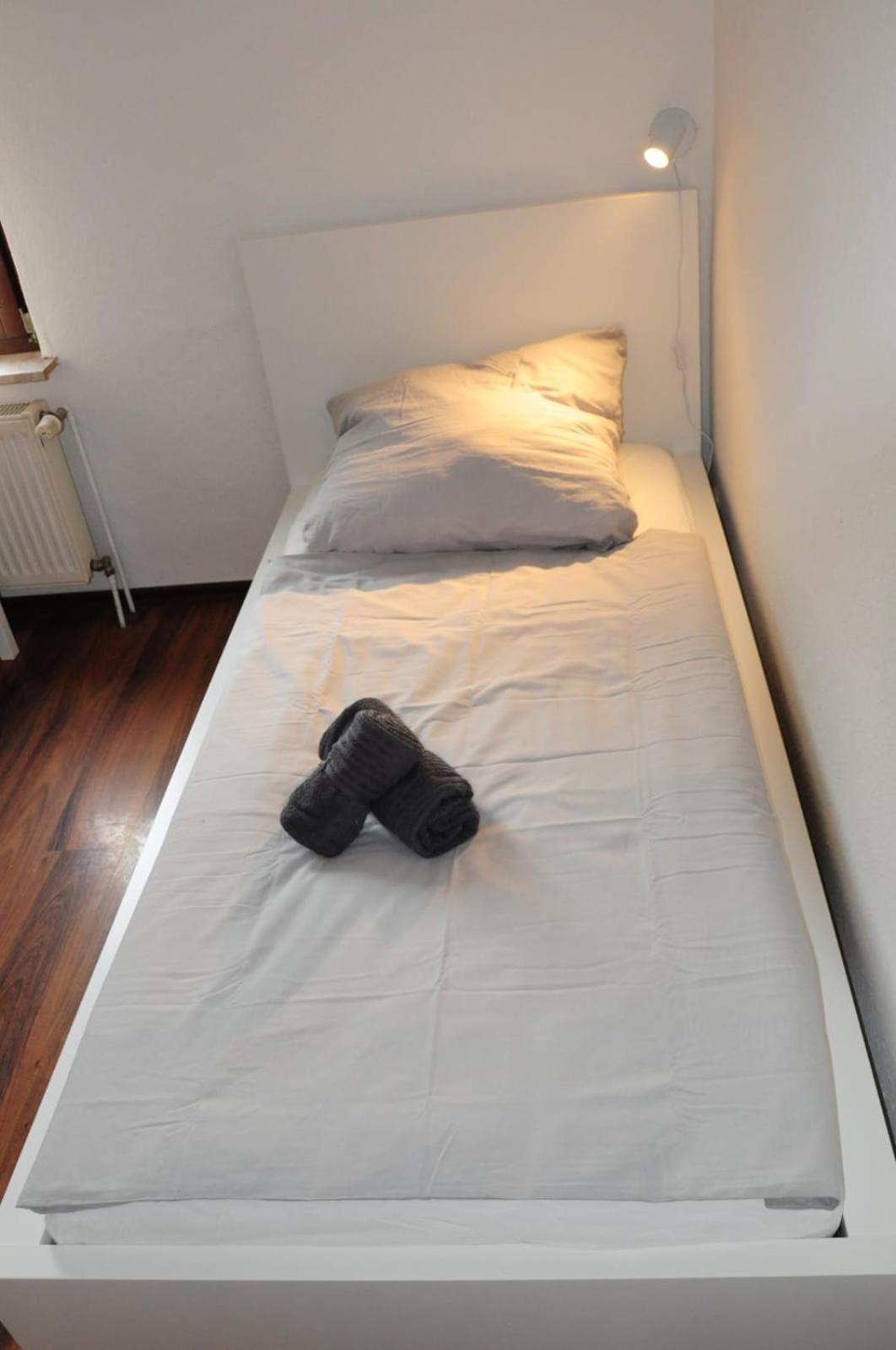 Lehastays - Gruppenapartment Cracau Магдебург Екстериор снимка